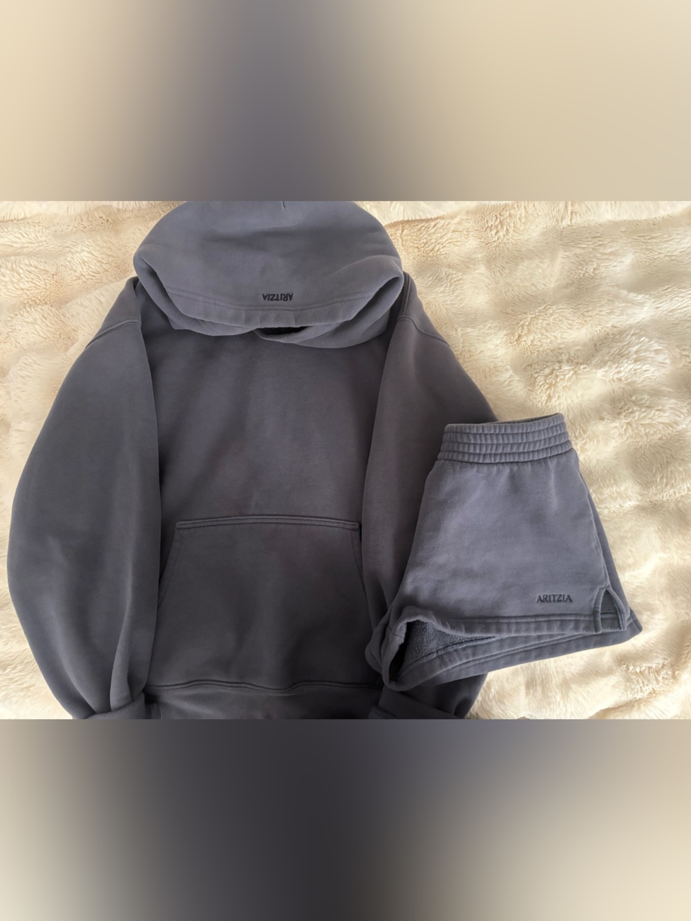 women’s aritzia sweatset